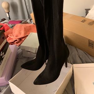 AKIRA BLACK THIGH HIGH BOOTS SIZE 9 WOMEN